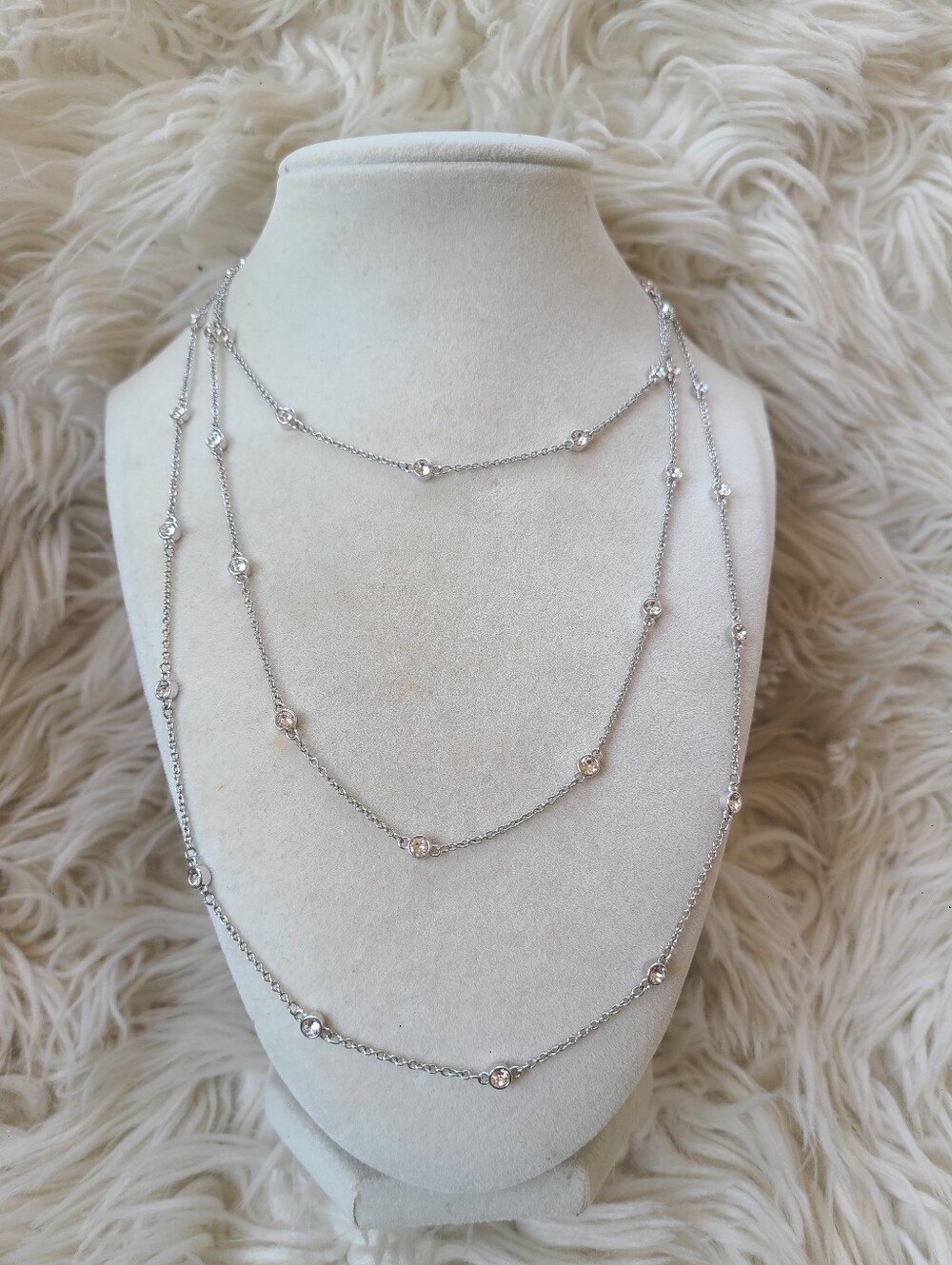 Touchstone Crystal Timeless Treasure Necklace- Excellent Condition